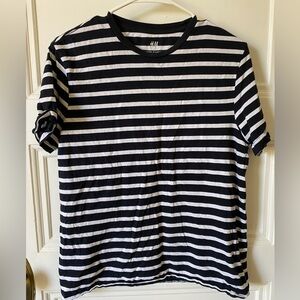 🌻H&M Striped Short Sleeve